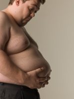 ניתוח שרוול קיבה מלווה בירידה גדולה יותר במשקל הגוף ובשכיחות סוכרת לעומת שינויים אינטנסיביים באורח החיים (JAMA Netw Open)